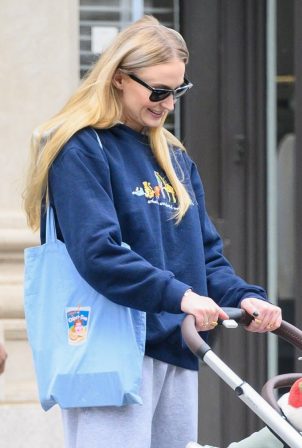 Sophie Turner - Takes her girls out for a stroll in New York