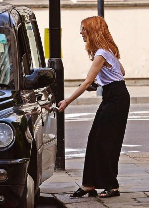 Stacey Dooley - Leaving a Central London Hotel
