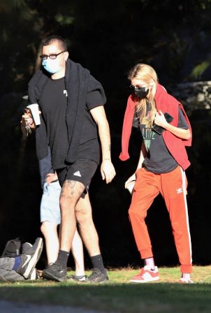 Stella Maxwell - Spotted at the park with a friend in Los Angeles