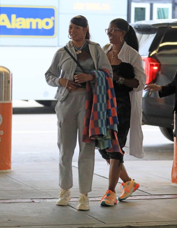 Storm Reid - Seen hanging out with her mother in Los Angeles
