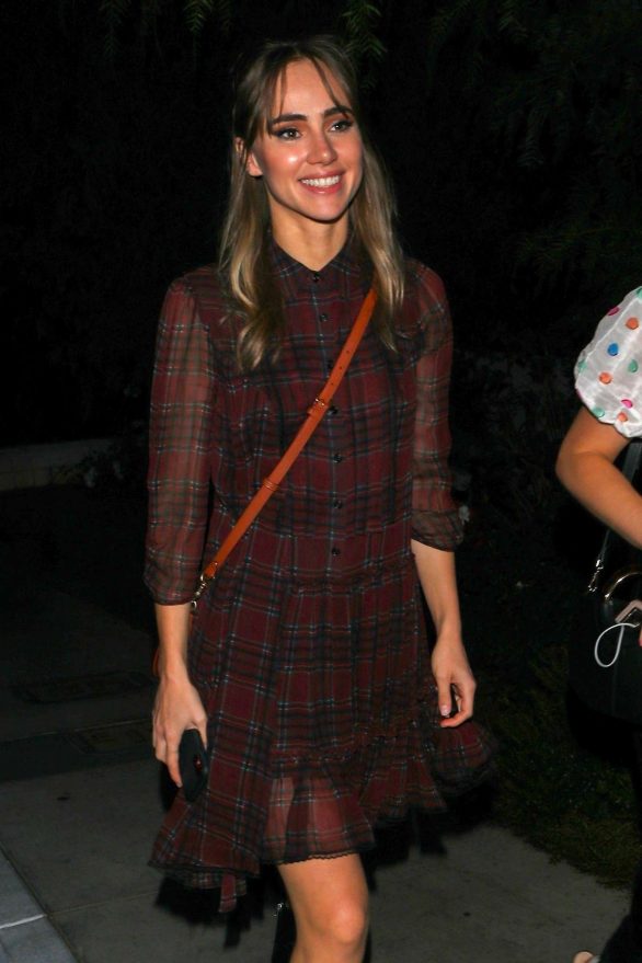 Suki Waterhouse - Out for dinner at San Vicente Bungalows in West Hollywood