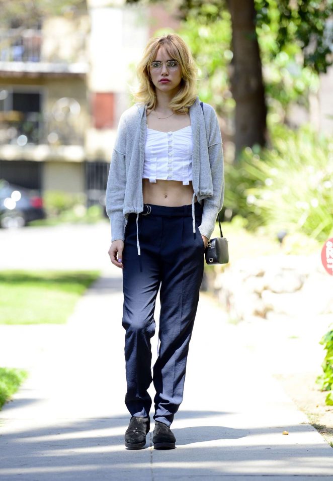 Suki Waterhouse out in Los Angeles