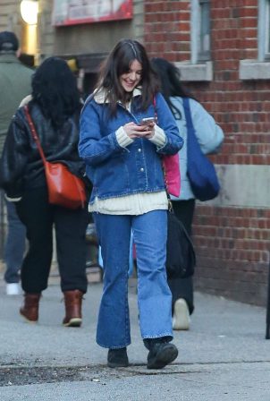 Suri Cruise - Steps out in New York