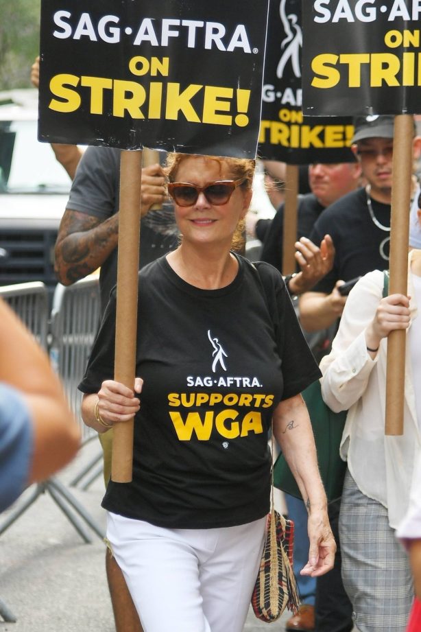 Susan Sarandon - Photographed at SAG-AFTRA strike in New York