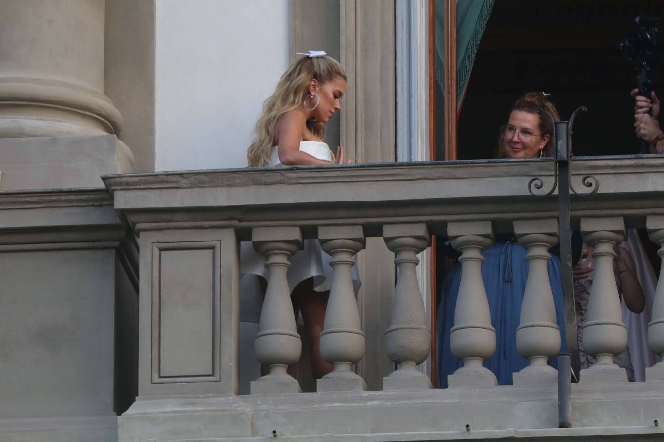 Sylvie Meis - Photoshoot candids in Florence