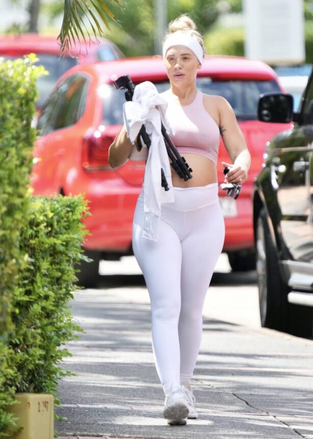 Tammy Hembrow - Showing off her baby pump while leaving the gym on the Gold Coast