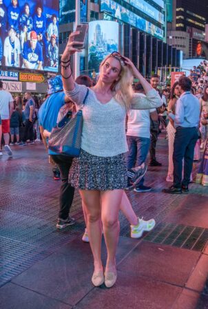 Tania Marie Caringi - Seen walking around New York's Times Square