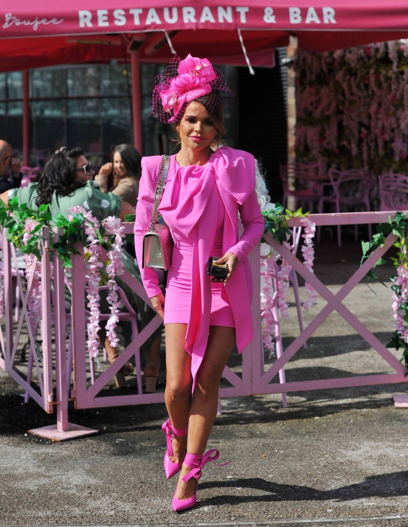 Tanya Bardsley 2022 : Tanya Bardsley – In a pink while arriving for Ladies Day at Aintree in Liverpool-08