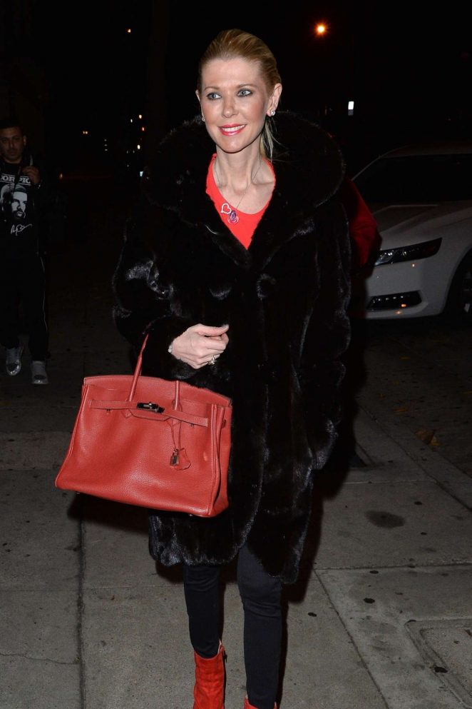 Tara Reid - Arrives at Craig's in West Hollywood