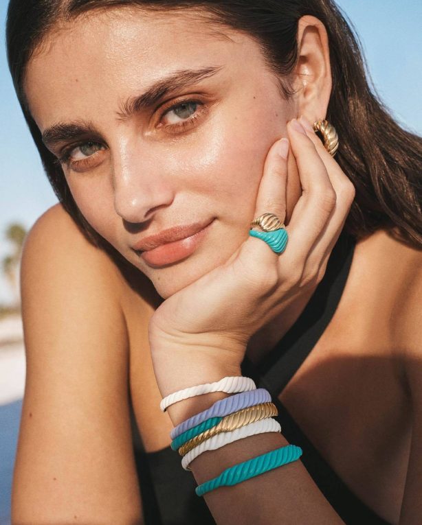 Taylor Hill - David Yurman sculpted cable collection (August 2023)