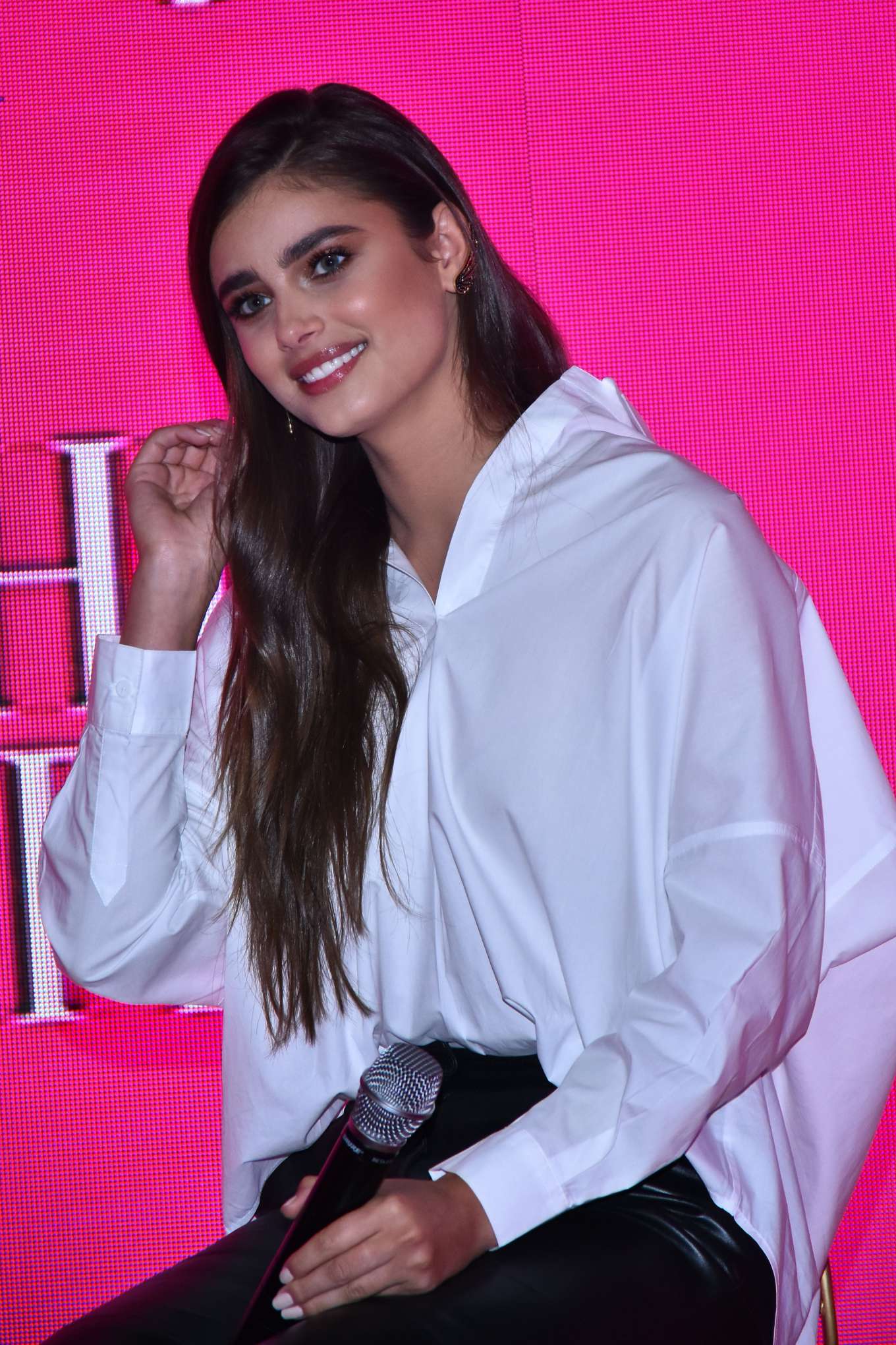 Taylor Hill 2019 : Taylor Hill – Fashion Fest Autumn Winter Press Conference-14