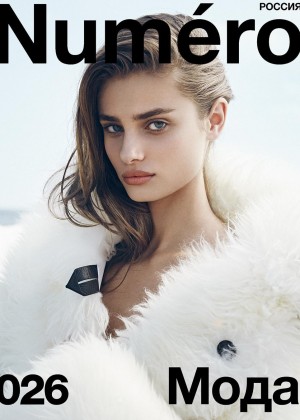Taylor Hill - Numero Russia Cover Magazine (October 2015)