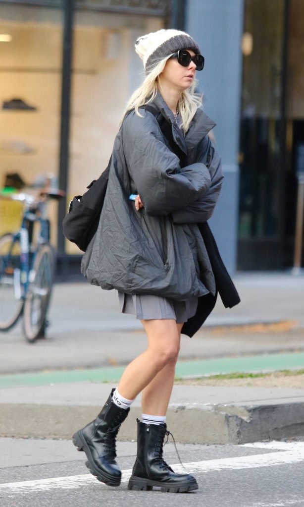 Taylor Momsen - Dons a school girl skirt outfit during a stroll in NYC