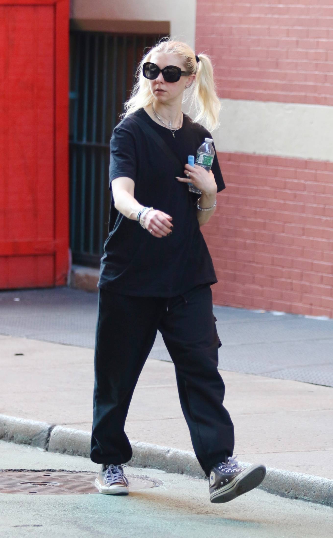 Taylor Momsen - Out in New York
