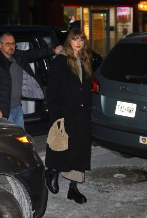 Taylor Swift - Arriving at Electric Lady Studios in New York