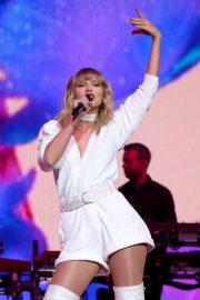 Taylor Swift - Capital's Jingle Bell Ball 2019 in London