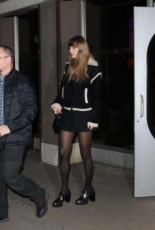 Taylor Swift - Leaving Electric Lady Studios New York