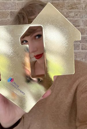 Taylor Swift - Official Charts Company (April 2021)
