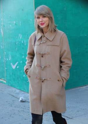 Taylor Swift - Out and about in NYC