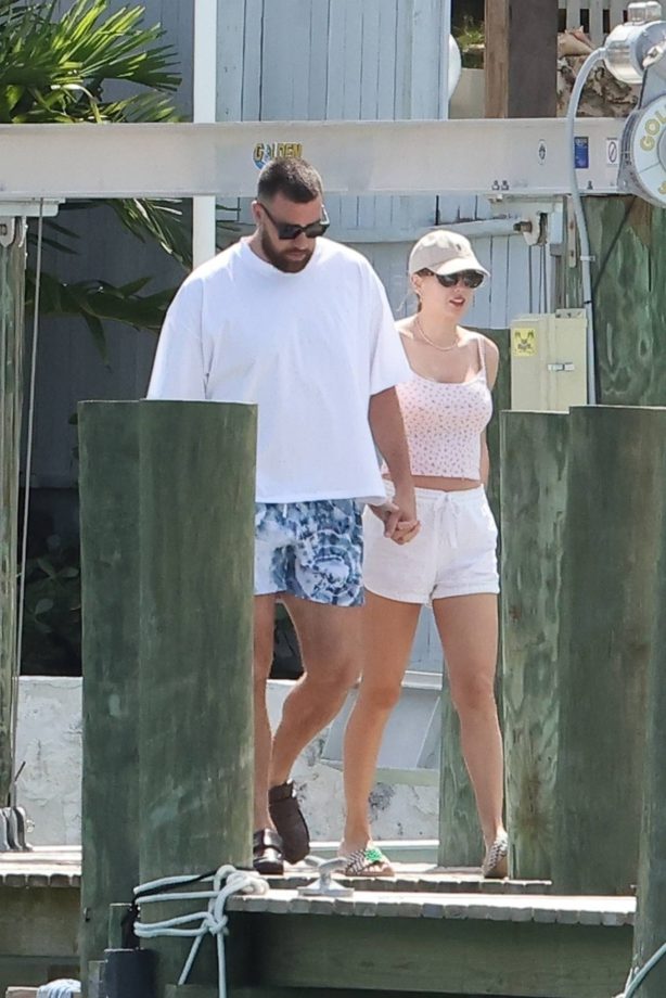 Taylor Swift - With Travis Kelce on romantic Bahamas getaway