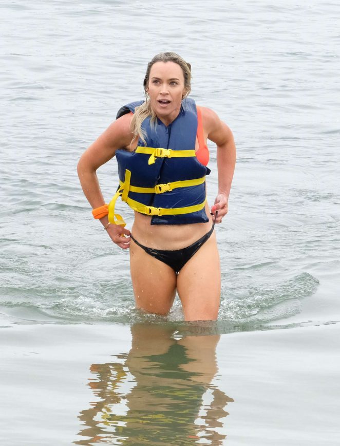 Teddi Jo Mellencamp in Bikini - Competes in Newport Beach