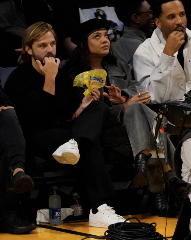 Tessa Thompson - Attends Los Angeles Lakers and the Sacramento Kings at Crypto.com Arena