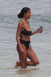 Tina Kunakey with Vincent Cassel relax on vacation