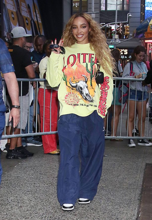 Tinashe - Pictured at Good Morning America TV Show in New York