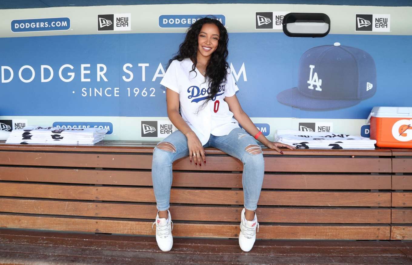 Tinashe â€“ Sings The National Anthem at Dodger Stadium in Los Angeles