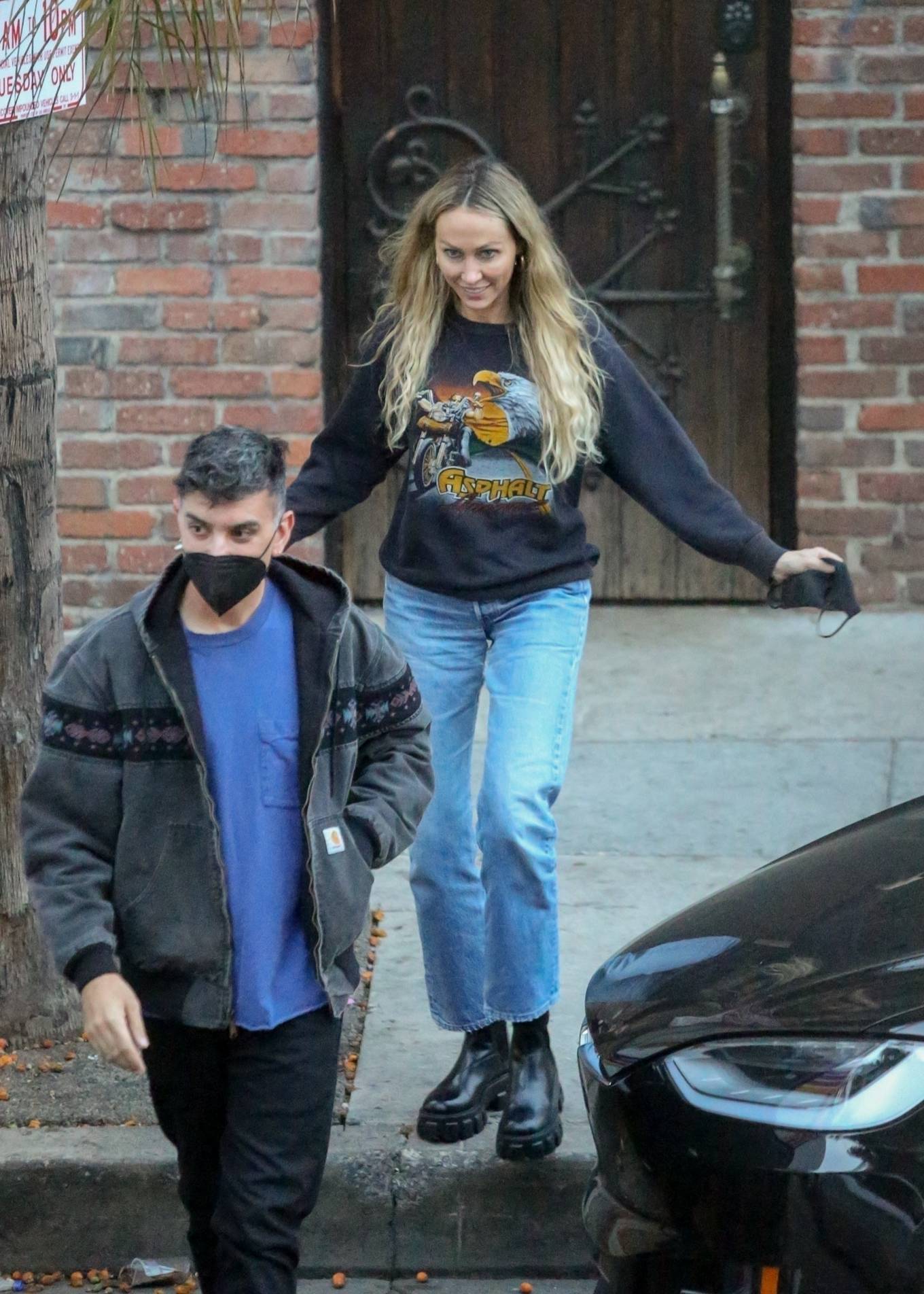 Tish Cyrus - Seen out in Hollywod