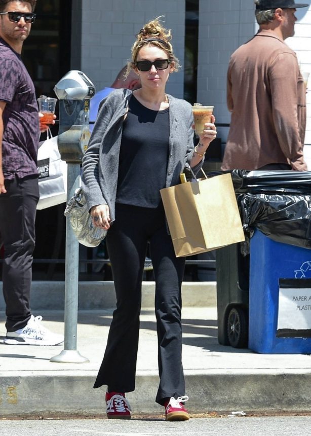 Tish Cyrus - Spotted with her daughter Brandi in Los Angeles