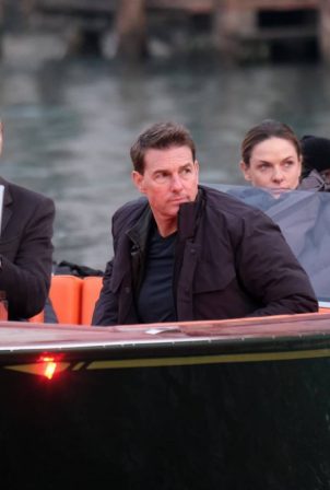 Tom Cruise with Rebecca Ferguson - On a last scenes set of 'Mission Impossible 7' in Venice