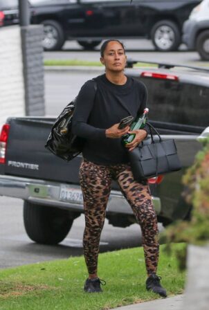 Tracee Ellis Ross - Sports animal print leggings while arriving for a workout in Santa Monica