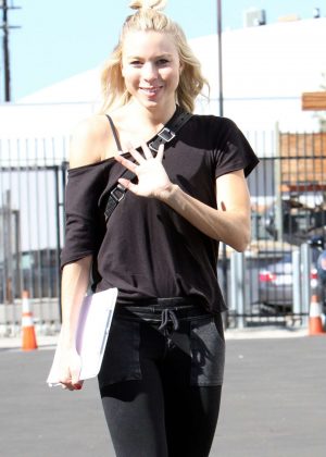 Troupe Dancer - Heads at DWTS studios in Los Angeles
