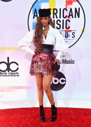 Tyra Banks - 2018 American Music Awards in Los Angeles