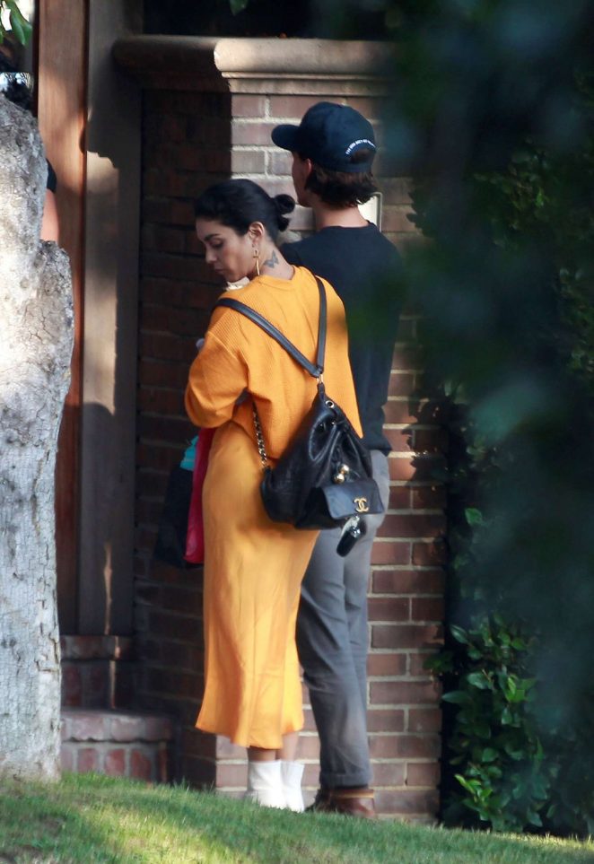 Vanessa Hudgens and Austin butler - Visiting a friend in Los Angeles