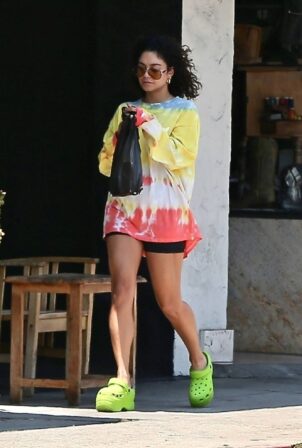 Vanessa Hudgens - In shorts running errands in Los Feliz