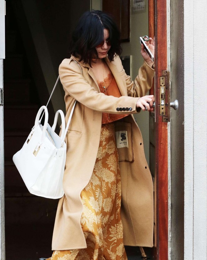 Vanessa Hudgens - Leaving her apartment in NYC
