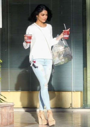 Vanessa Hudgens in Jeans Leaving Ralph’s in LA
