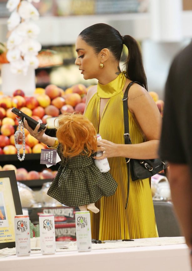Vanessa Hudgens - Pictured at Pavilions in Los Angeles promote her water drink Caliwater