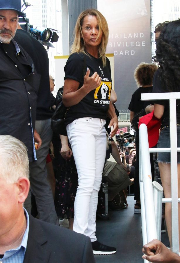 Vanessa Williams - Seen at 'Rock the City for a Fair Contract' rally in New York