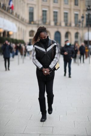 Venus Williams - Seen at Ritz hotel in Paris during Fashion Week