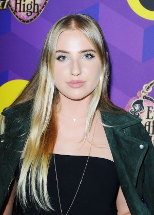 Veronica Dunne - Just Jared's Way to Wonderland Party in West Hollywood