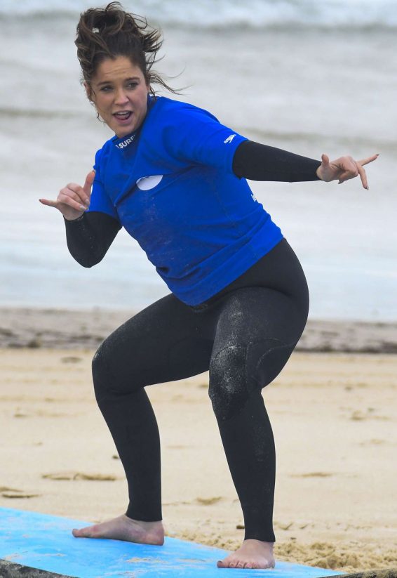 Vicky Pattison - Learns to Surf at Bondi Beach in Sydney