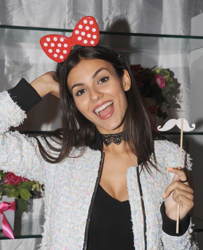 Victoria Justice - Backstage Creations Retreat at Teen Choice 2016 in Inglewood