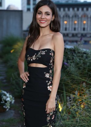 Victoria Justice - 'Shop Saks With Platinum' Benefit Launch in NY