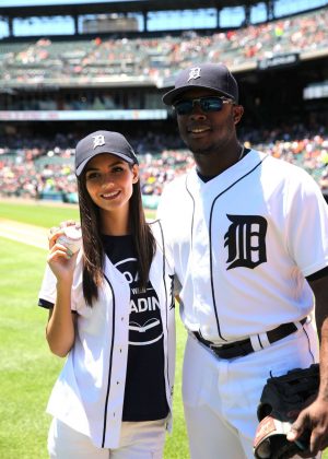 Victoria Justice - Throwing the first pitch at the Detroit Tigers game in Detroit