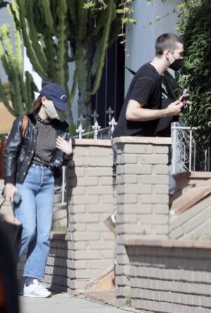 Victoria Pedretti - With Dylan Arnold shopping for home goods in Los Angeles