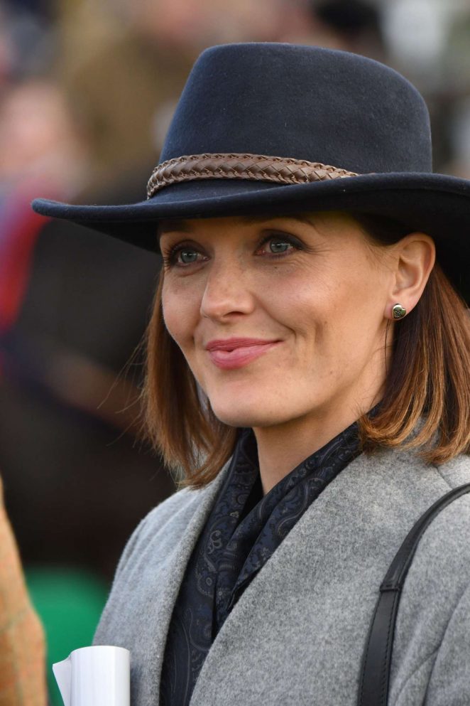 Victoria Pendleton - The Hennessy Gold Cup at Newbury Racecourse in England