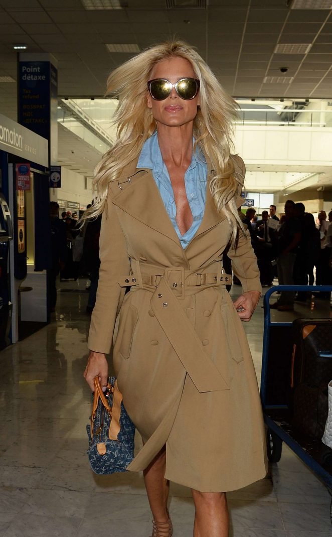 Victoria Silvstedt Arriving at Airport in Nice